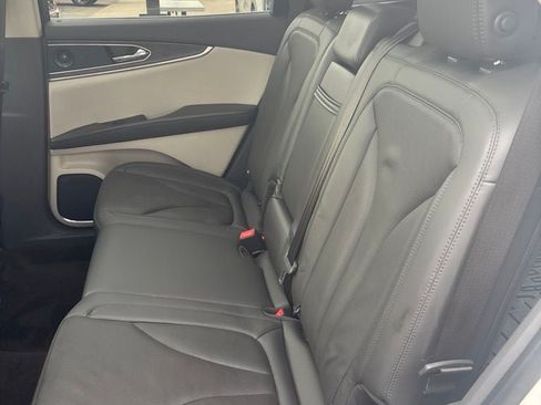 Used 2019 Lincoln Nautilus Reserve AWD/4WD image 26
