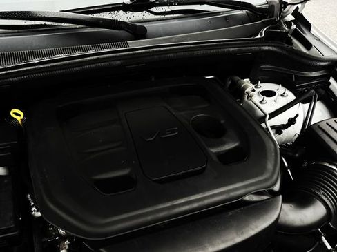 Used 2019 Jeep Grand Cherokee Altitude image 38