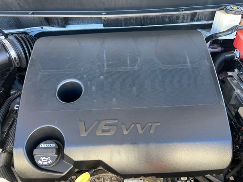 Used 2021 Buick Enclave Essence w/ Sound and Sites Package image 22