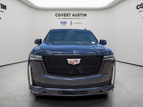 Used 2022 Cadillac Escalade Premium Luxury w/ Performance Package RWD image 8