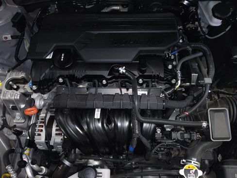 Used 2023 Hyundai Elantra SEL FWD image 30