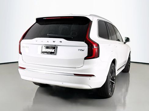 New 2026 Volvo XC90 T8 Ultra w/ Protection Package AWD/4WD image 7
