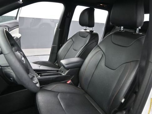 Used 2023 Jeep Compass Limited AWD/4WD image 11