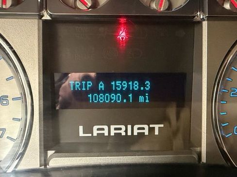 Used 2010 Ford F150 Lariat image 24