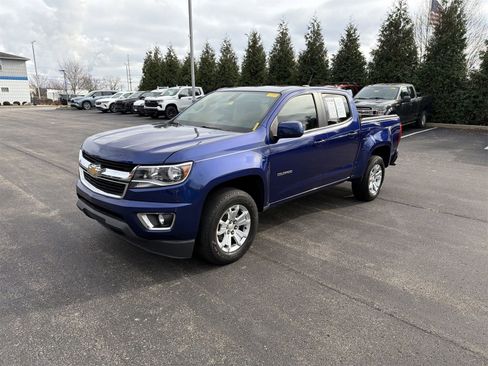 Used 2017 Chevrolet Colorado LT w/ LT Convenience Package image 4