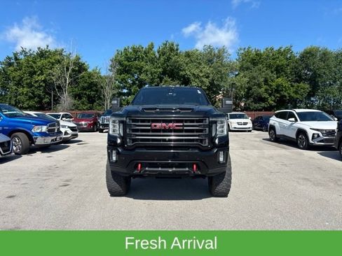 Used 2020 GMC Sierra 3500 AT4 w/ AT4 Premium Package AWD/4WD image 16