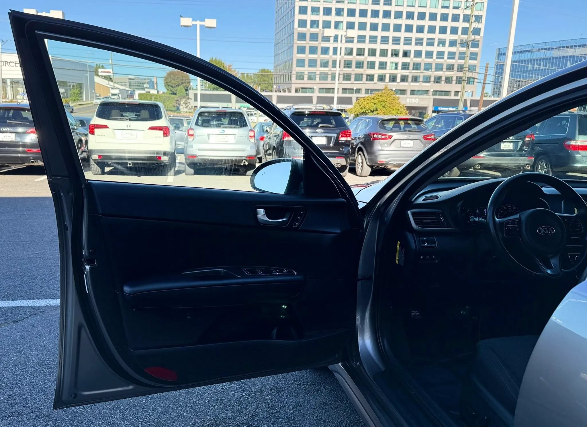 Used 2016 Kia Optima LX w/ Technology Package FWD image 8