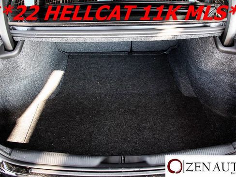 Used 2022 Dodge Charger SRT Hellcat w/ Harman/Kardon Audio Group image 39