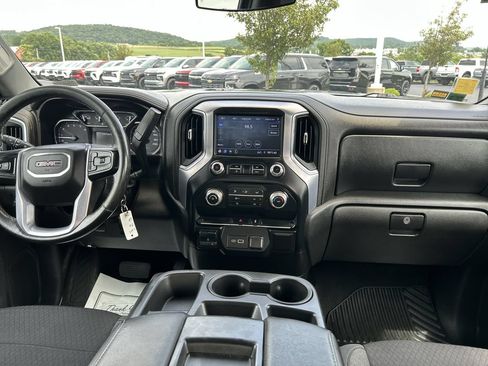 Used 2020 GMC Sierra 2500 SLE AWD/4WD image 18
