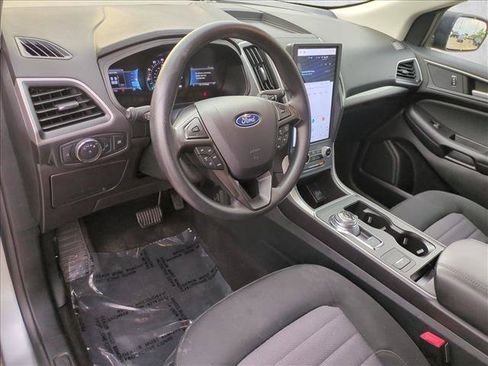 Used 2023 Ford Edge SE AWD/4WD image 10
