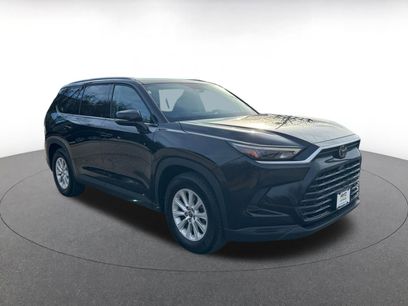 Used 2025 Toyota Grand Highlander LE