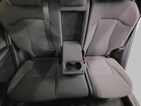 Used 2025 Kia Sportage LX image 23