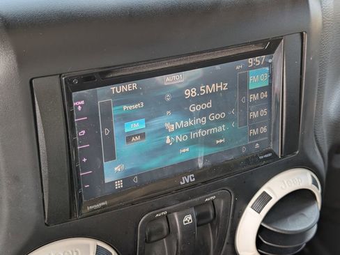 Used 2012 Jeep Wrangler Sahara image 25