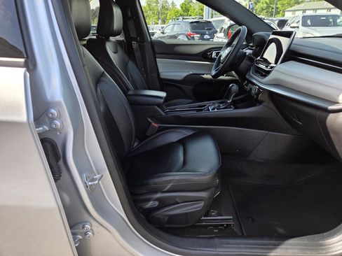 Used 2025 Jeep Compass Limited AWD/4WD image 20