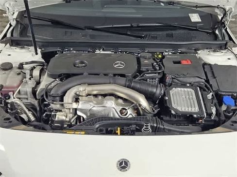 Certified 2025 Mercedes-Benz CLA 250 4MATIC image 14