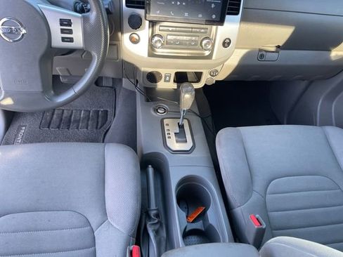Used 2021 Nissan Frontier S w/ S Utility Package image 11