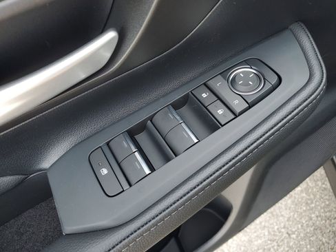 New 2026 Toyota Grand Highlander AWD Hybrid image 21