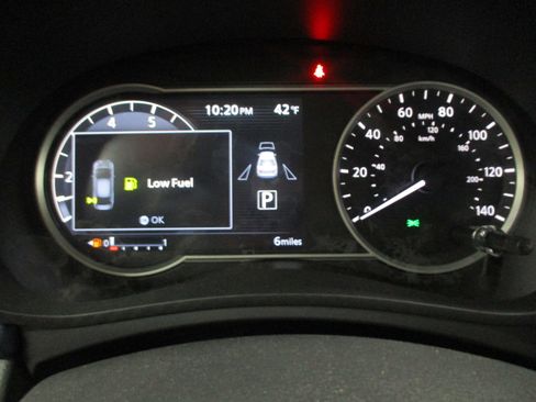 New 2025 Nissan Versa SV w/ Trunk Package image 12