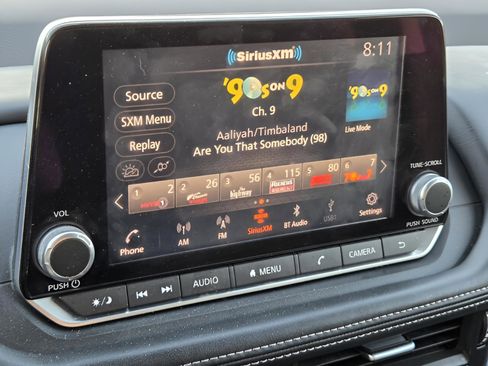 Used 2021 Nissan Rogue S image 24