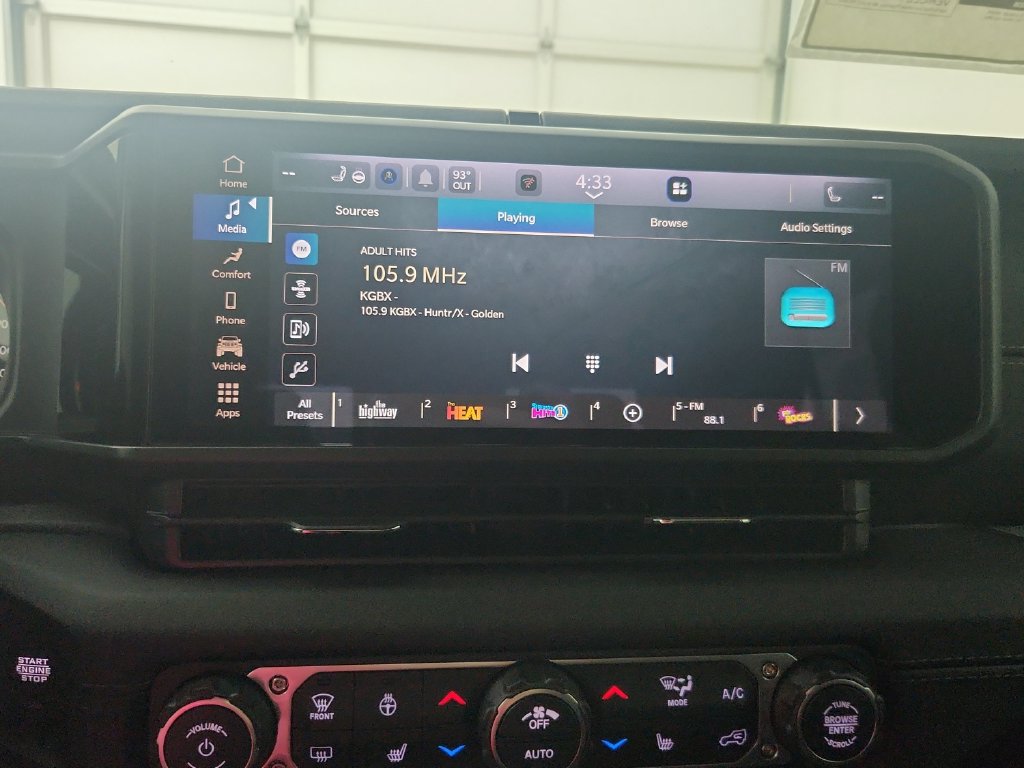 New 2026 Jeep Gladiator Sport AWD/4WD image 24