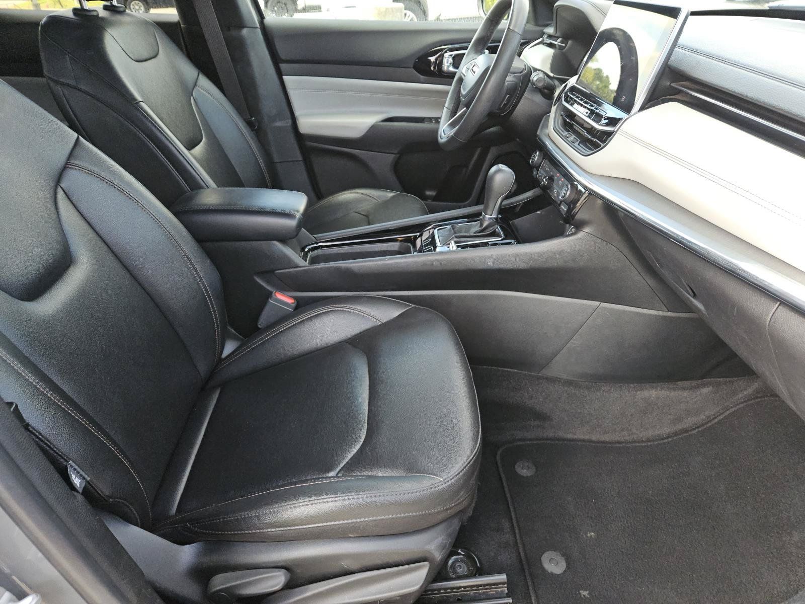 Used 2024 Jeep Compass Limited AWD/4WD image 32