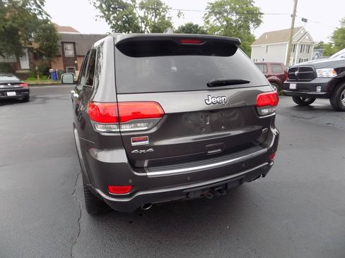 Used 2020 Jeep Grand Cherokee Overland AWD/4WD image 6