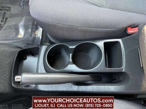 Used 2004 Toyota Matrix image 38