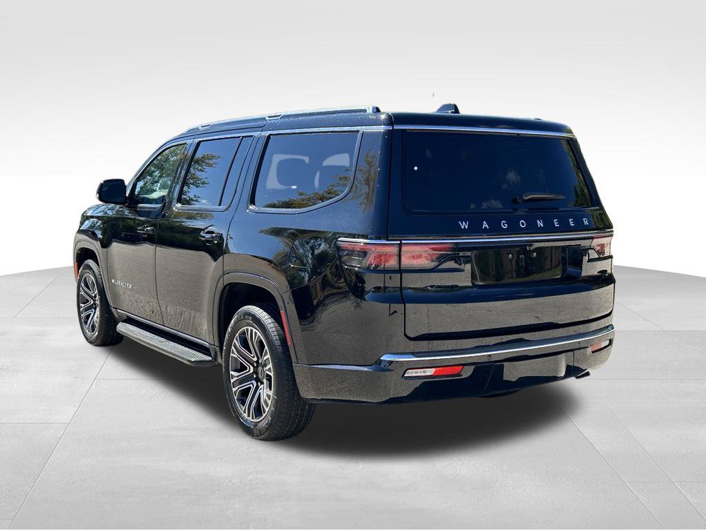 Used 2025 Jeep Wagoneer Series II AWD/4WD image 9