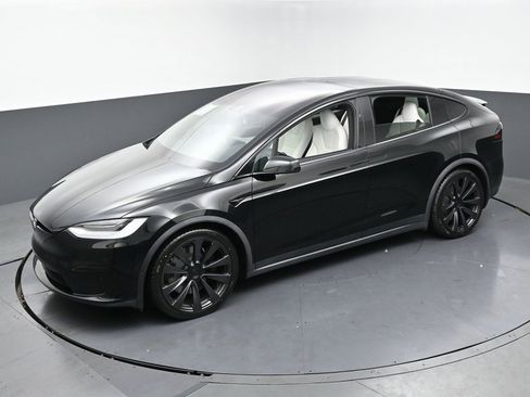 Used 2022 Tesla Model X Plaid image 42