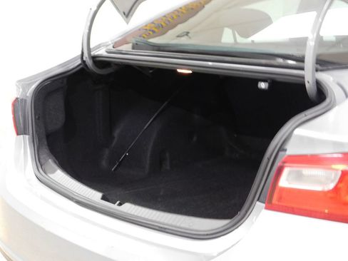 Used 2023 Chevrolet Malibu LT FWD image 59
