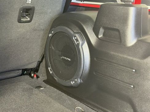 Used 2022 Jeep Wrangler Unlimited Sport image 17