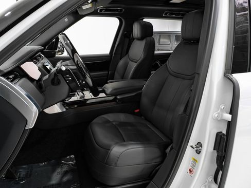 Used 2025 Land Rover Range Rover Long Wheelbase SE image 26