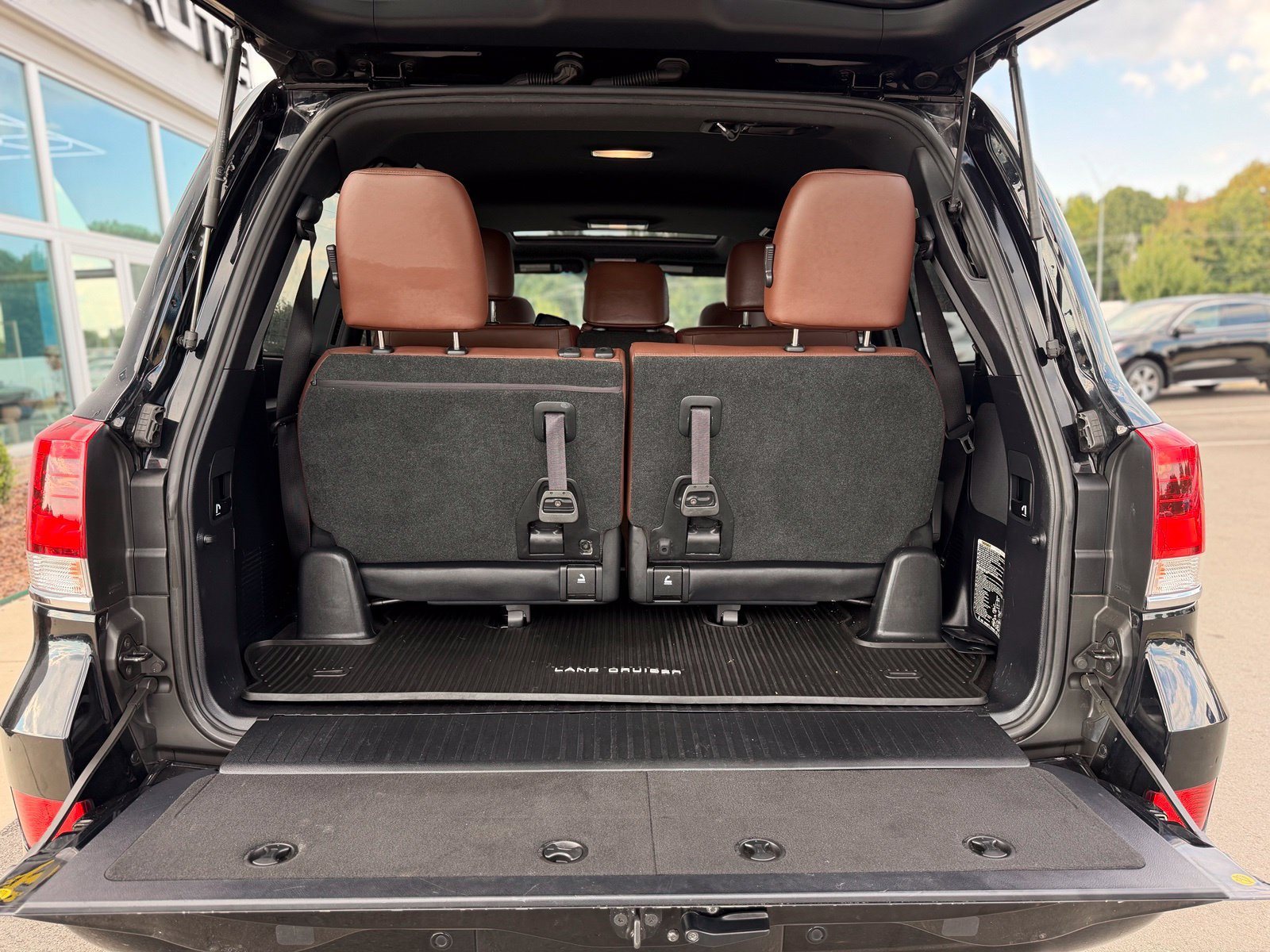 Used 2020 Toyota Land Cruiser AWD/4WD image 45