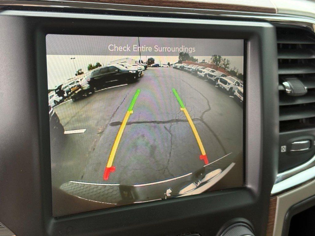 Used 2015 RAM 3500 Laramie w/ Convenience Group AWD/4WD image 24