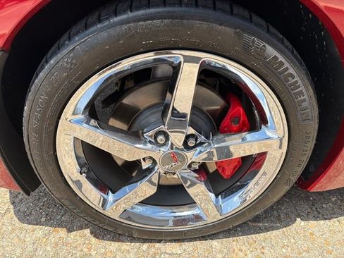 Used 2014 Chevrolet Corvette Stingray Convertible w/ 3LT Preferred Equipment Group RWD image 9
