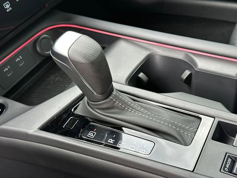 New 2026 Nissan Sentra SV w/ SV Convenience Package image 32