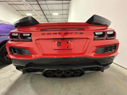 Used 2023 Chevrolet Corvette Z06 RWD image 15