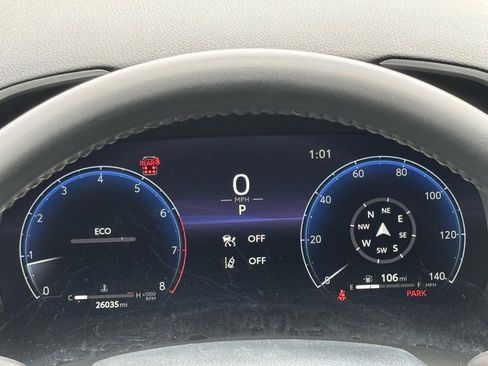 Used 2024 Toyota Highlander Limited image 26