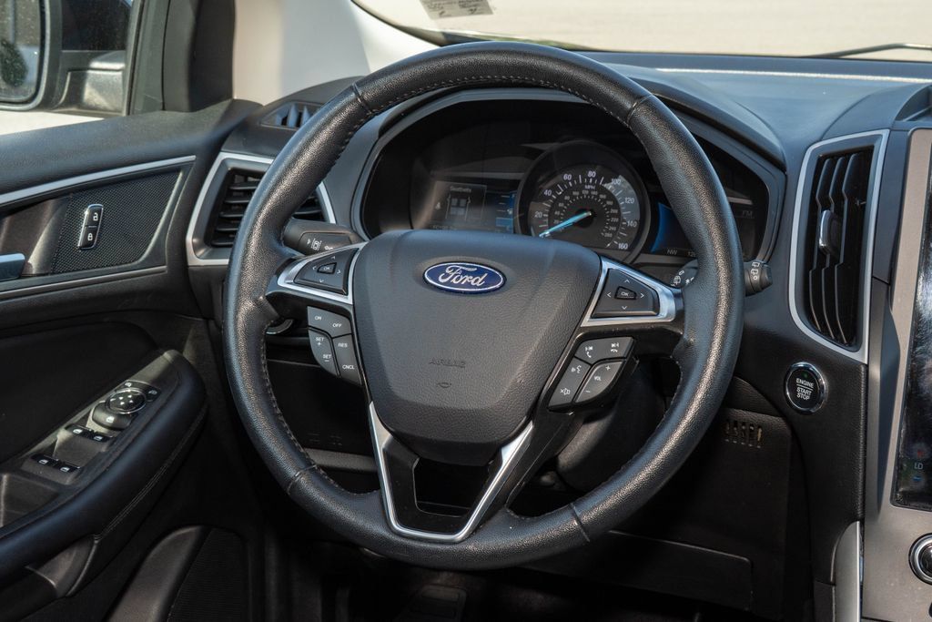 Used 2024 Ford Edge SEL AWD/4WD image 19