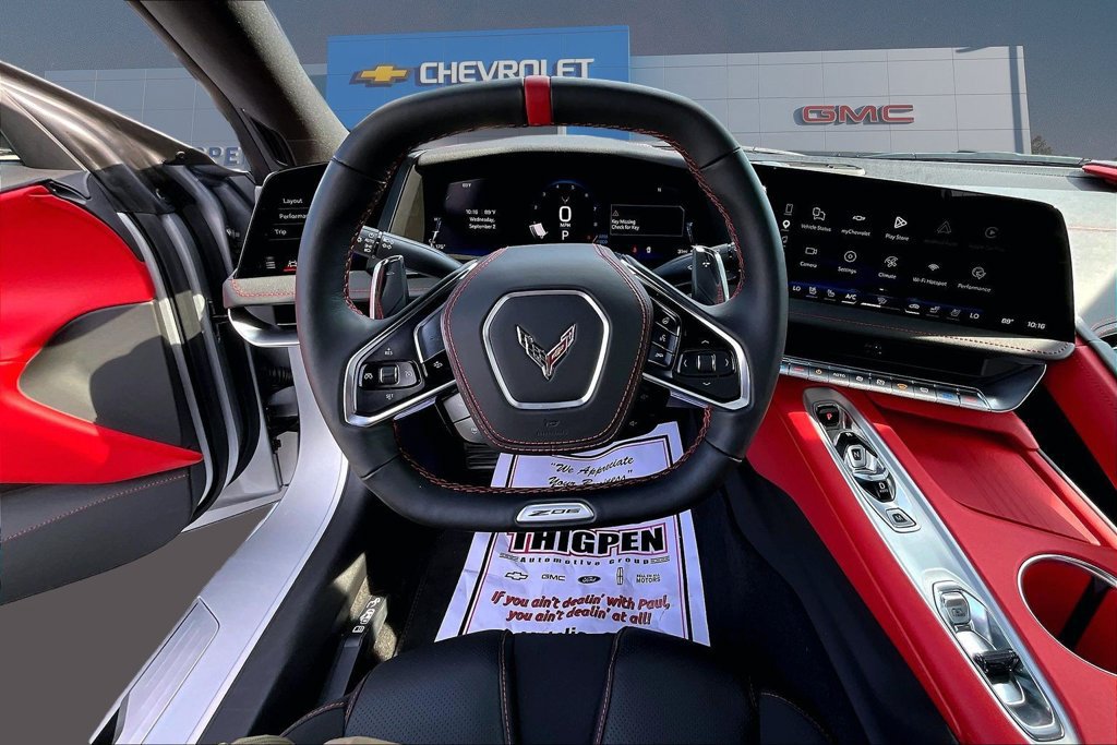 Used 2026 Chevrolet Corvette Z06 RWD image 9