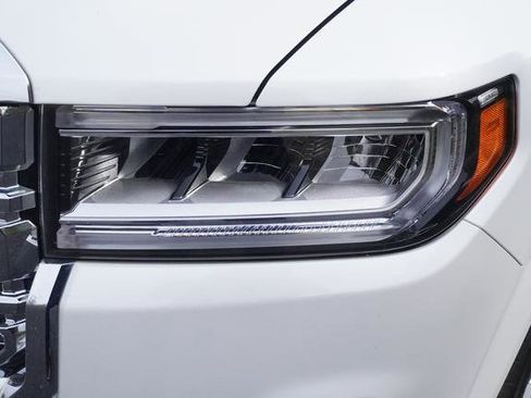 Used 2023 GMC Acadia Denali w/ Denali Ultimate Package image 39