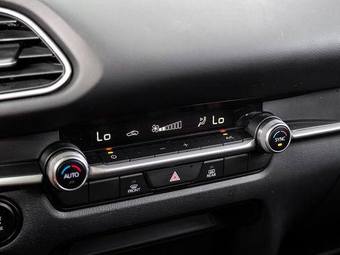 Used 2022 MAZDA CX-30 AWD 2.5 S w/ Select Package image 33