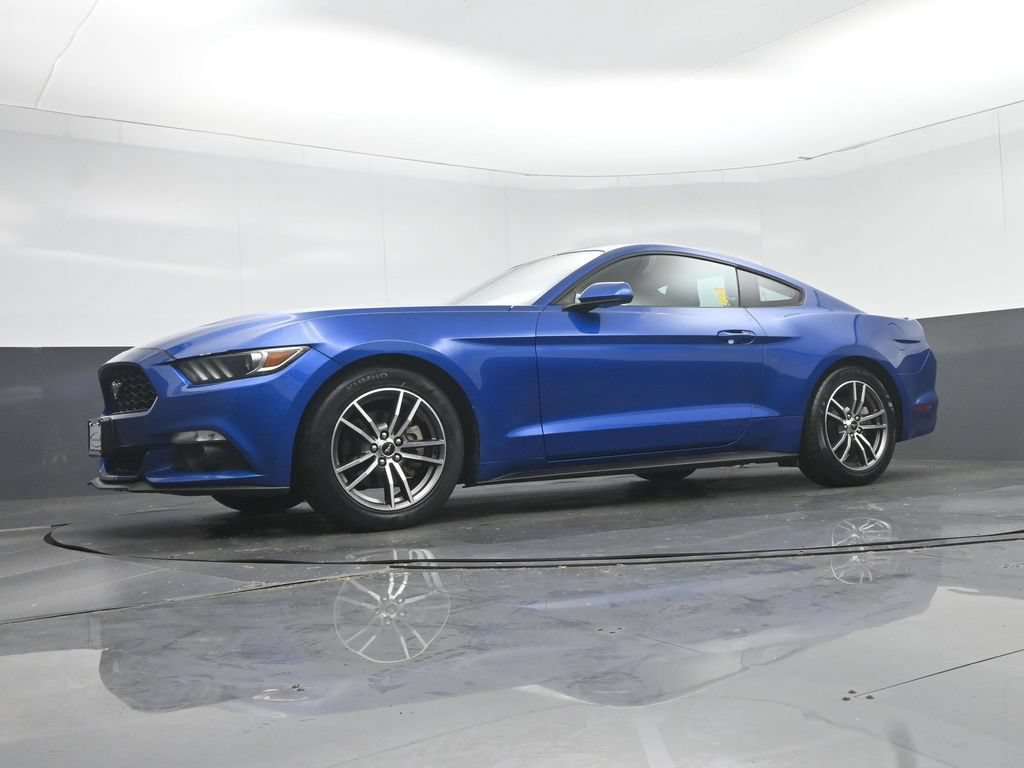 Used 2017 Ford Mustang Coupe RWD image 45