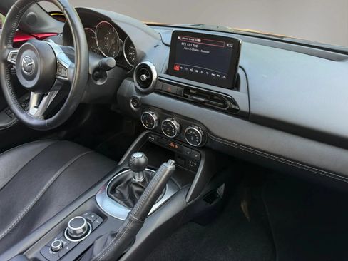Used 2022 MAZDA MX-5 Miata RF Grand Touring RWD image 24