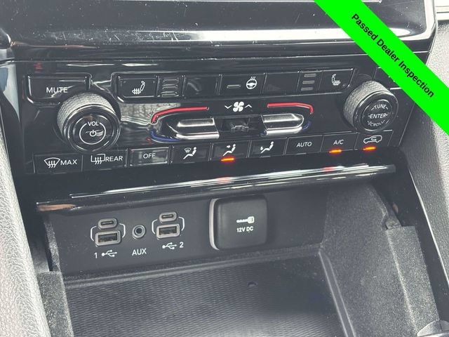 Used 2022 Jeep Grand Cherokee L Laredo w/ Luxury Tech Group I AWD/4WD image 18