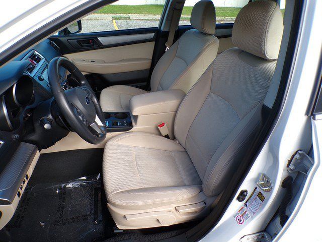 Used 2017 Subaru Outback 2.5i AWD/4WD image 9