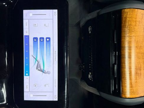 Used 2022 Jeep Grand Wagoneer Series II w/ Premium Group II image 33