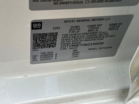 Used 2022 GMC Sierra 1500 SLE w/ X31 Off-Road Package image 33