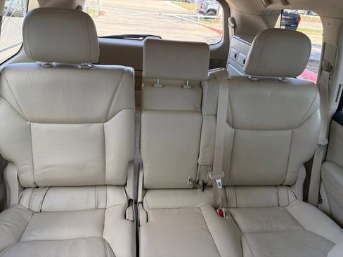 Used 2014 Lexus LX 570 4WD image 5