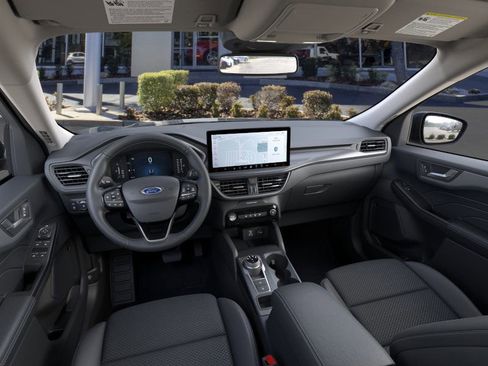 New 2026 Ford Escape SE image 9